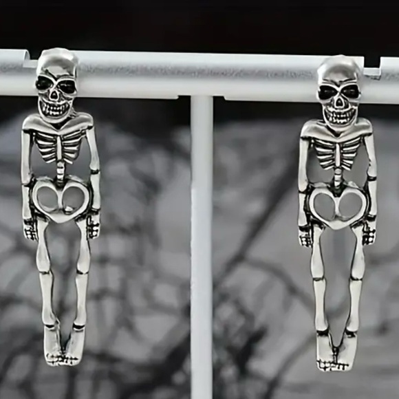 Source Unknown Jewelry - Earrings Skeleton 1.5” Post Silver Halloween